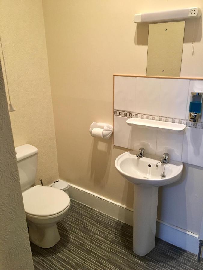 Cheviot View Hotel Wooler Bagian luar foto